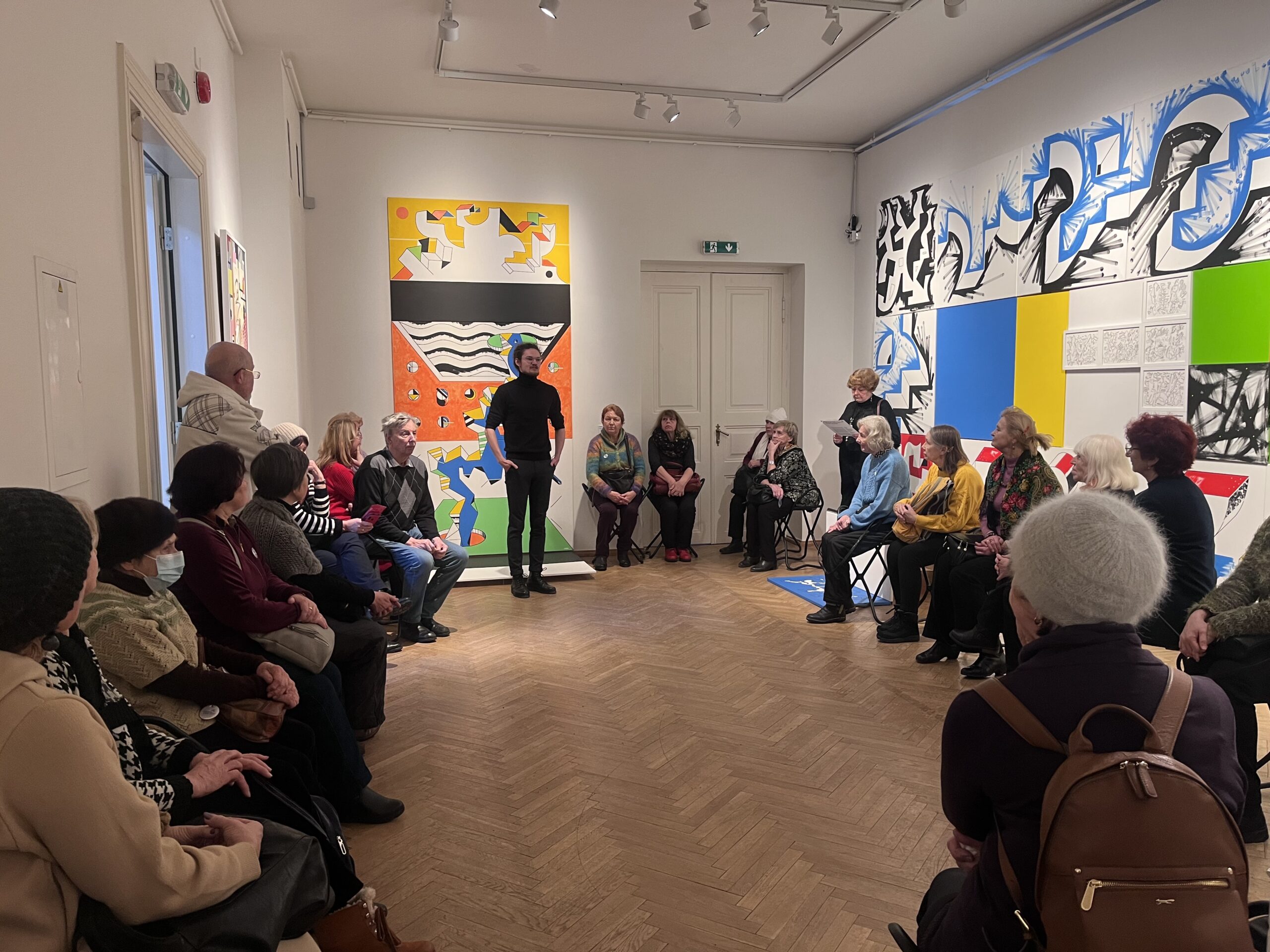 Tartu Kunstimuuseum kutsub kõiki väärikas eas kunstinautijaid „Seenioride reede“ eriprogrammile